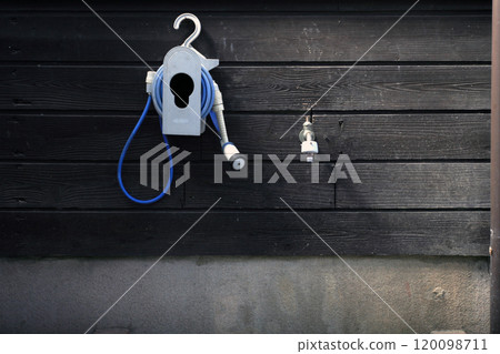 Hand washing faucet in an old house 120098711