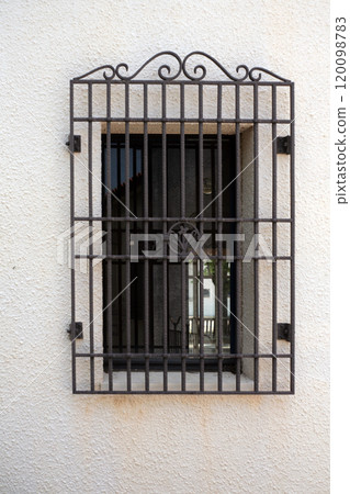 White walls and grilles White walls and grilles 120098783