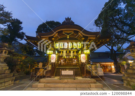Kyoto at night: Yasui Konpira Shrine main hall Kyoto at night: Yasui Konpira Shrine main hall 120098844