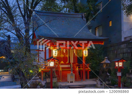 Kyoto at night: Yasui Konpira Shrine, Yasui Tenmangu Shrine (Umemaru Tenmangu Shrine) 120098860