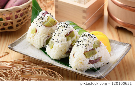 Sweet potato rice ball Sweet potato rice ball 120100631