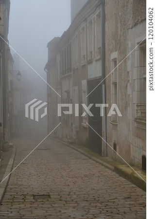 Sancerre, France. The town of Sancerre is shrouded in a veil of fog on November 1, 2024. 120104062