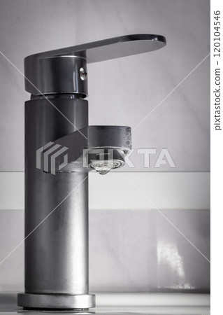 Sink in the bathroom 120104546