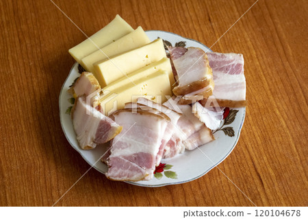 Ham and cheese 120104678