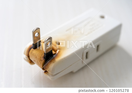 Outlet fire, tracking phenomenon, fire caused by outlet, wiring cord fire, electrical fire, burnt outlet 120105278