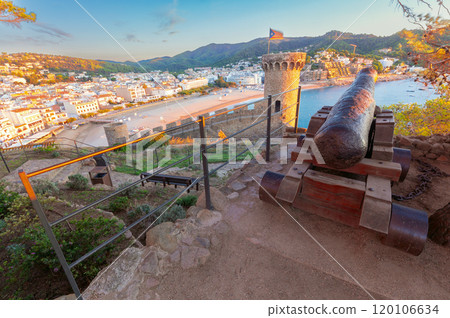 View of the resort town of Tossa de Mar from the fortress located on a high hill. 120106634