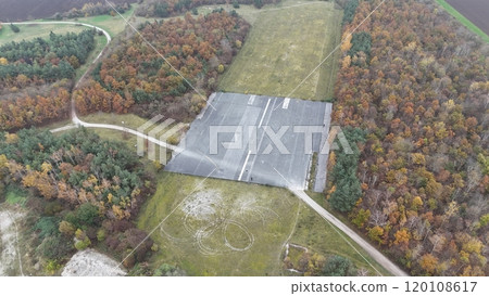 Aerial view of piece of runway at closed airport Flughafen Munchen-Riem in Munich, Germany turned into Riemer Park. Kleinen Teil Start und Landebahn des Flughafen Muenchen-Riem Luftaufnahme Aerial view of piece of runway at closed airport Flughafen Munchen-Riem in Munich, Germany turned into Riemer Park. Kleinen Teil Start und Landebahn des Flughafen Muenchen-Riem Luftaufnahme 120108617
