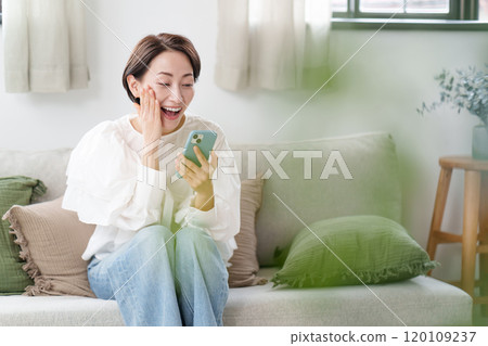 Female smartphone 120109237