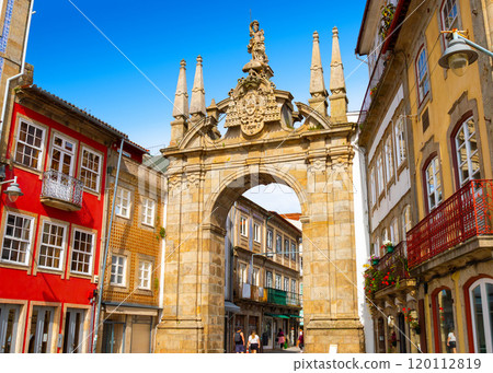 Arch of the New Gate. Braga, Portugal Arch of the New Gate. Braga, Portugal 120112819