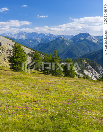 Col d'Izoard, Casse Deserte, Hautes-Alpes, France 120114679