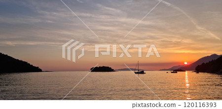 Vucine bay 120116393