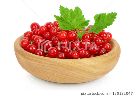 Red currant berries in a wooden bowl isolated on white background 120121047