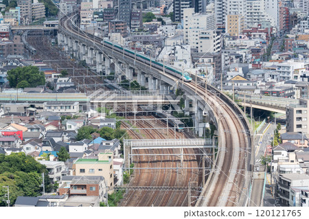 [Tohoku Shinkansen] Shinkansen heading to Tokyo Station 120121765