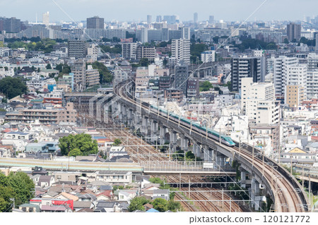 [Tohoku Shinkansen] Shinkansen heading to Tokyo Station 120121772