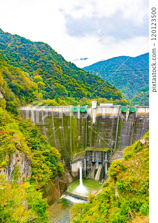 Lake Chichibu (Futase Dam) 120123500
