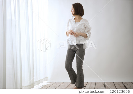Beauty for women in their 20s Beauty for women in their 20s 120123696