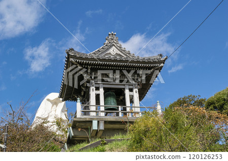 Kamakura City, Butsukaizan, Ofuna Kannon Temple, Great Temple Bell Kamakura City, Butsukaizan, Ofuna Kannon Temple, Great Temple Bell 120126253