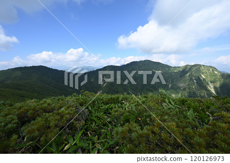 Climbing Mount Shirasuna, Gunma Prefecture 120126973