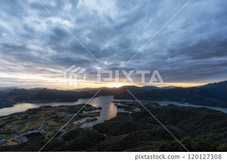 Cheongpyeong Lake Cable Car View Cheongpyeong Lake Cable Car View 120127308