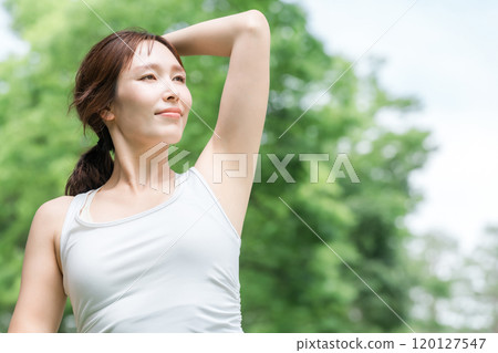 Women wearing yoga wear and sportswear (body care, yoga, diet) Women wearing yoga wear and sportswear (body care, yoga, diet) 120127547