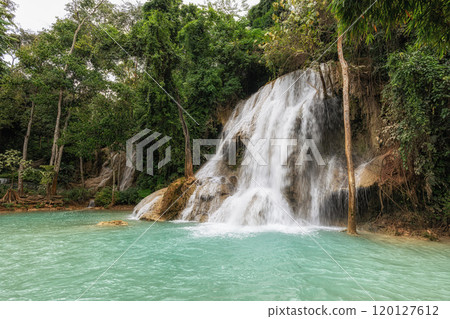 Khoun Moung Keo Waterfall 120127612