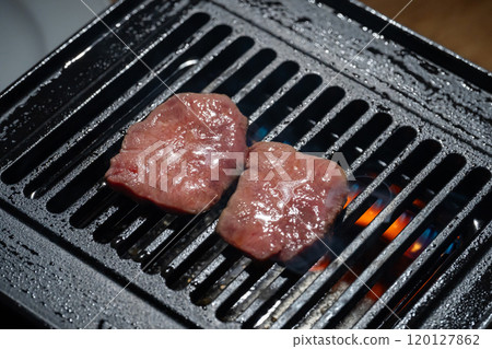 Yakiniku Wagyu beef 120127862