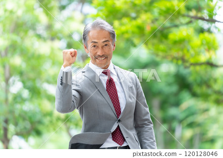商務老人握拳頭泵 120128046