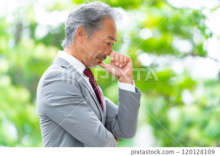 商務老人思考 120128109