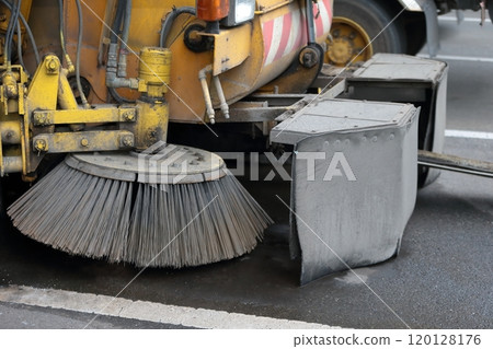 Road sweeper (road maintenance vehicle) 120128176