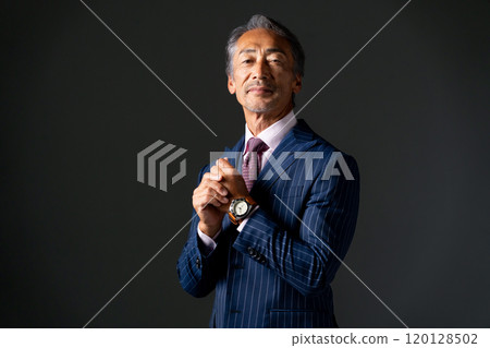 Business Senior Male Cool 120128502