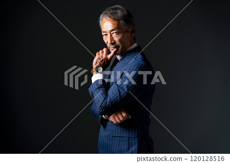 商務高級男士冷靜思考 120128516