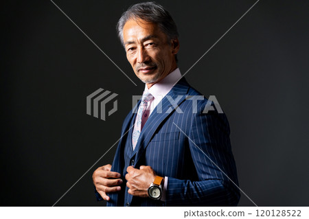 Business Senior Male Cool 120128522