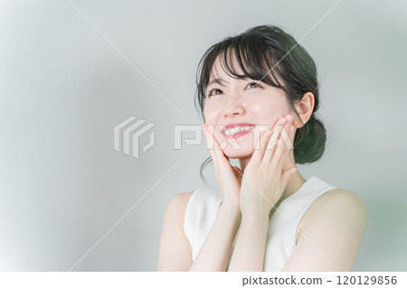 Asian woman in beauty, beauty salon, skin care, cosmetics, anti-aging image 120129856