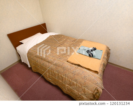 Business hotel single bed 120131234