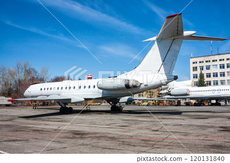 Repair and maintenance of passenger planes on the aviation technical base Repair and maintenance of passenger planes on the aviation technical base 120131840