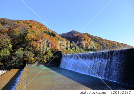 Mutsubo-Sebaba Erosion Control Dam, a registered tangible cultural property of Japan 120132127