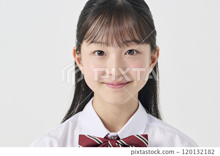 白色背景，日本國中生，微笑 120132182