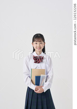 白色背景,日本國中女孩,附學習工具 白色背景,日本國中女孩,附學習工具 120132206