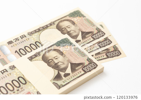 白底 1,030,000 日元 120133976