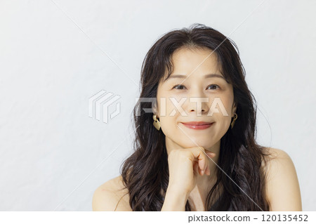 中年女性美麗形象 中年女性美麗形象 120135452