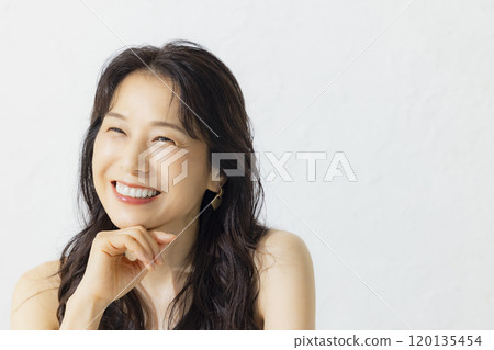 中年女性美麗形象 120135454