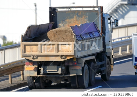 Dump truck 120139965