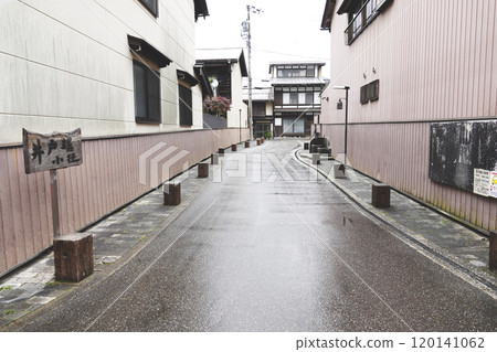 古城下町～雨天的伊戶端小路 120141062