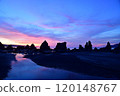 黎明時分的橋魁岩～和歌山～ 120148767