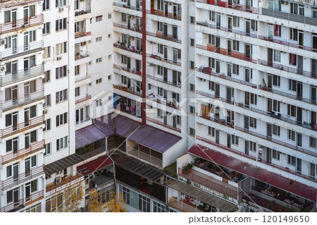 Urban architecture with the same type of residential complex with balconies and public spaces 120149650