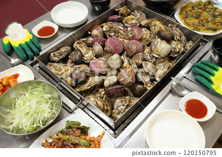 Korean Seafood Food. Steamed oysters and clams 120150795