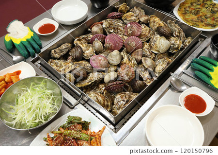 Korean Seafood Food. Steamed oysters and clams Korean Seafood Food. Steamed oysters and clams 120150796