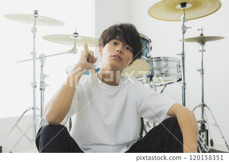 樂團現場表演 120158351