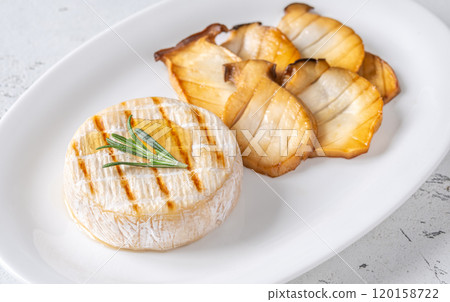 Camembert with eryngii Camembert with eryngii 120158722