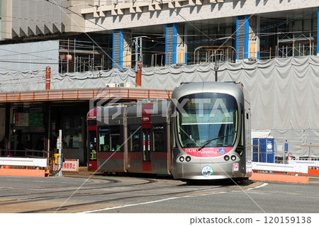 [廣島電鐵]5100型～環繞合作列車～（幹線：廣島站～猿橋町） 120159138